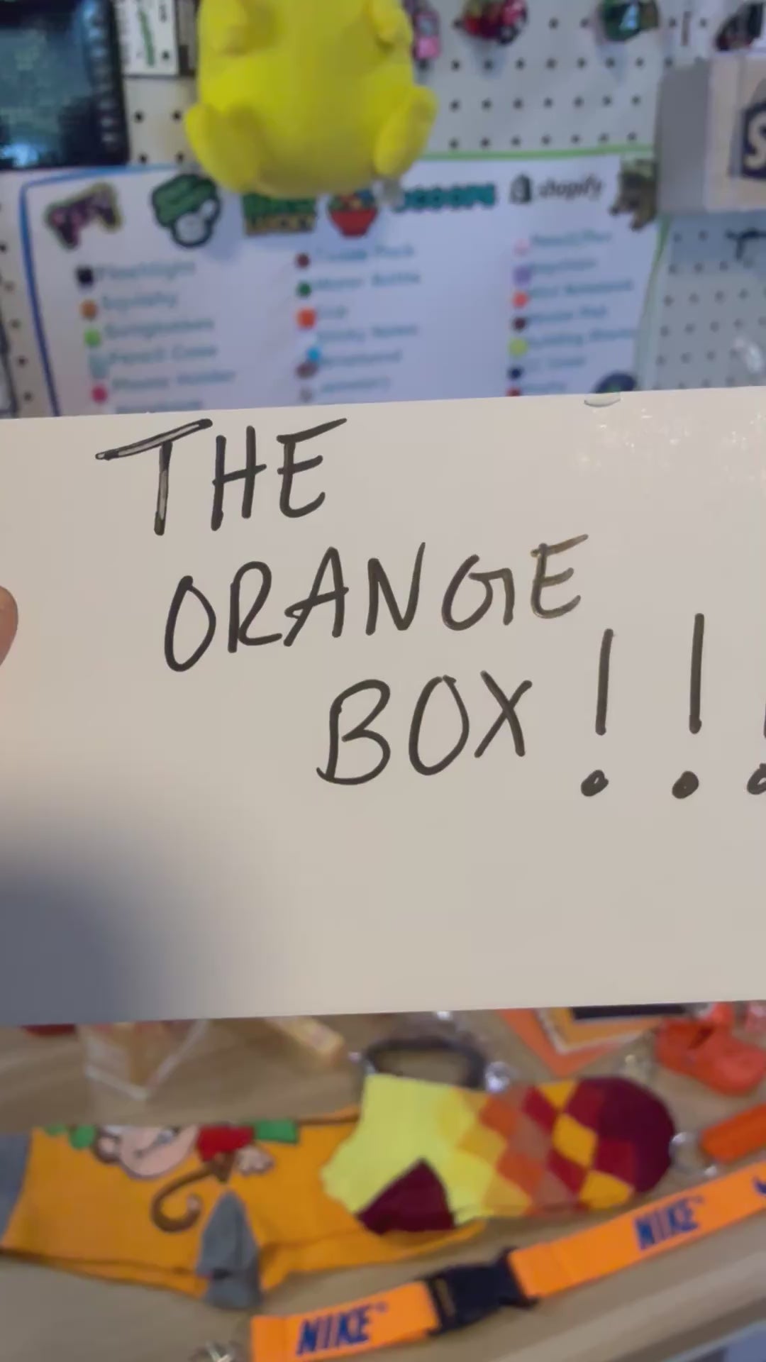 🍊✨ Broluckyscoops Orange Mystery Box ✨🍊